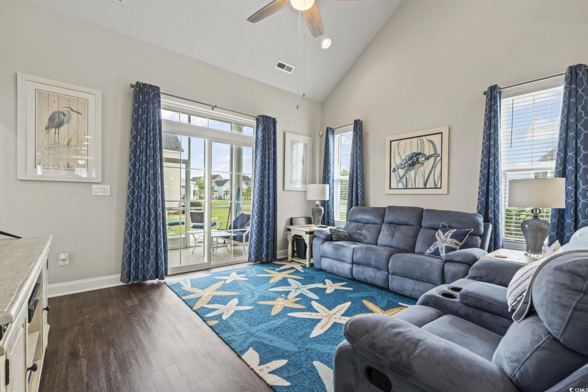 Myrtle Beach, South Carolina, 29582, United States, 3 Bedrooms Bedrooms, ,3 BathroomsBathrooms,Residential,For Sale,1944922