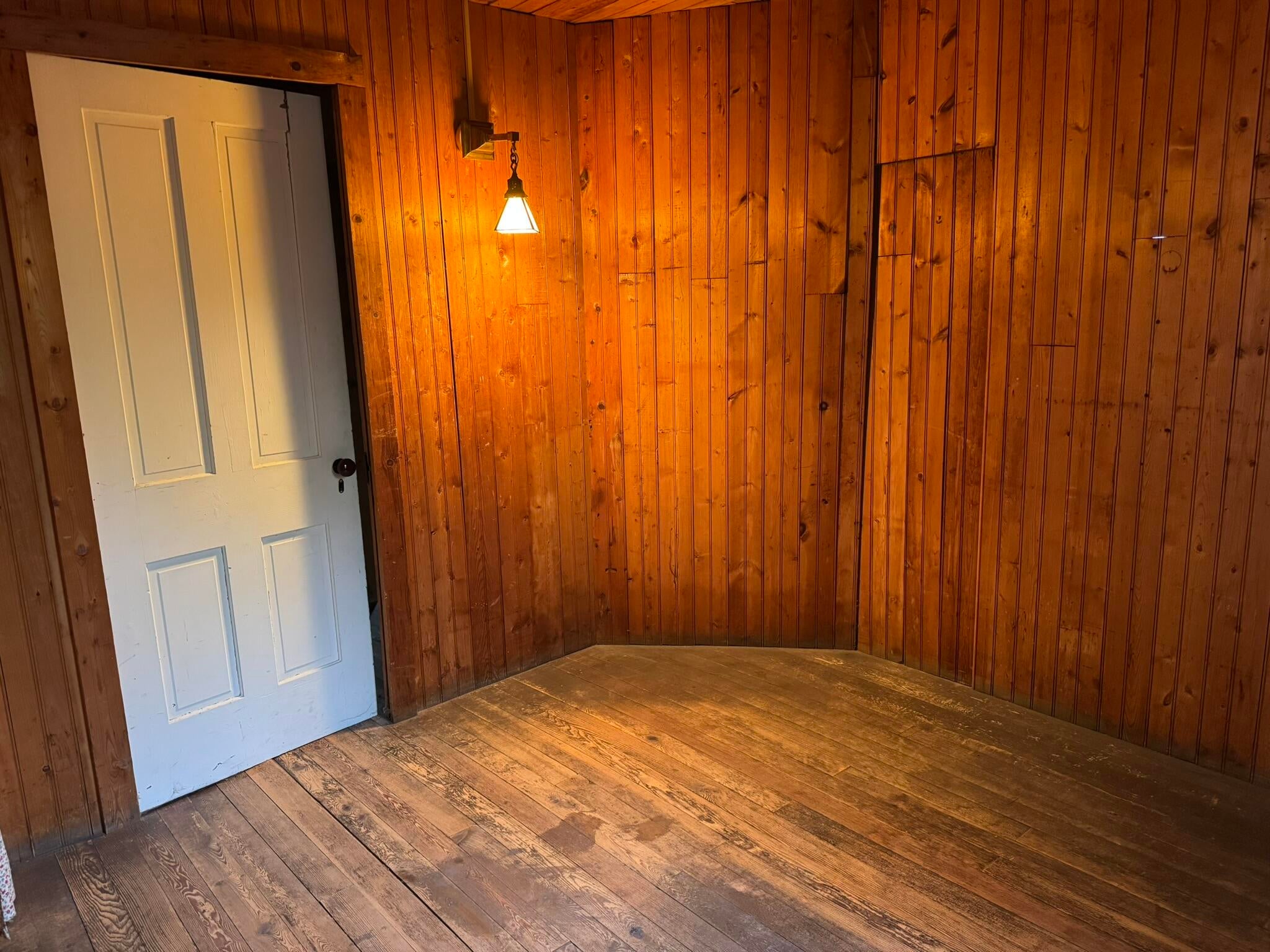 Mackinaw City, Michigan, 49701, United States, 3 Bedrooms Bedrooms, ,1 BathroomBathrooms,Residential,For Sale,1996102