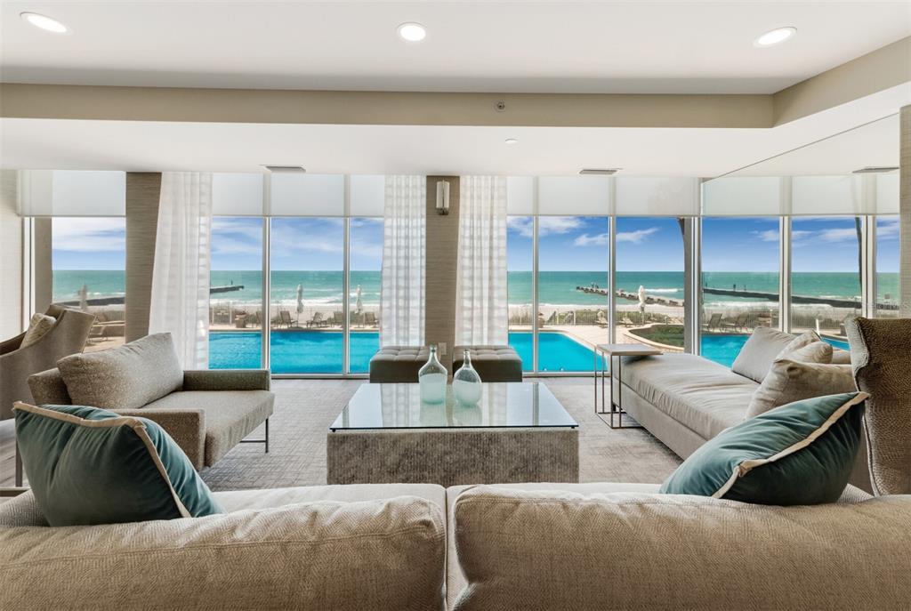 Longboat Key, Florida, 34228, United States, 2 Bedrooms Bedrooms, ,2 BathroomsBathrooms,Residential,For Sale,1804008