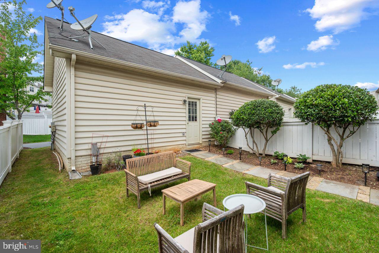 Clarksburg, Maryland, 20871, United States, 3 Bedrooms Bedrooms, ,3 BathroomsBathrooms,Residential,For Sale,1885588