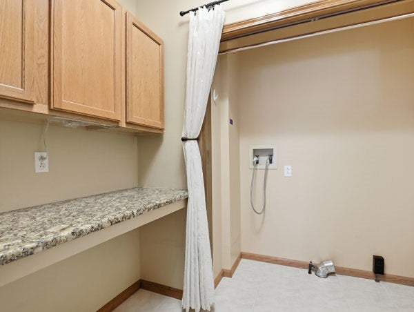 Sayre, Pennsylvania, 18840, United States, 5 Bedrooms Bedrooms, ,4 BathroomsBathrooms,Residential,For Sale,1979429