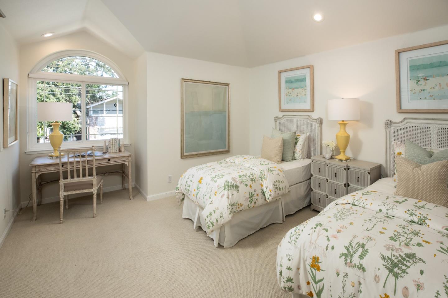 Menlo Park, California, 94025, United States, 4 Bedrooms Bedrooms, ,3 BathroomsBathrooms,Residential,For Sale,1927221