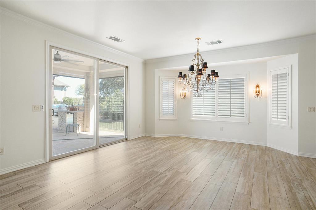 Denton, Texas, 76207, United States, 2 Bedrooms Bedrooms, ,3 BathroomsBathrooms,Residential,For Sale,1981662