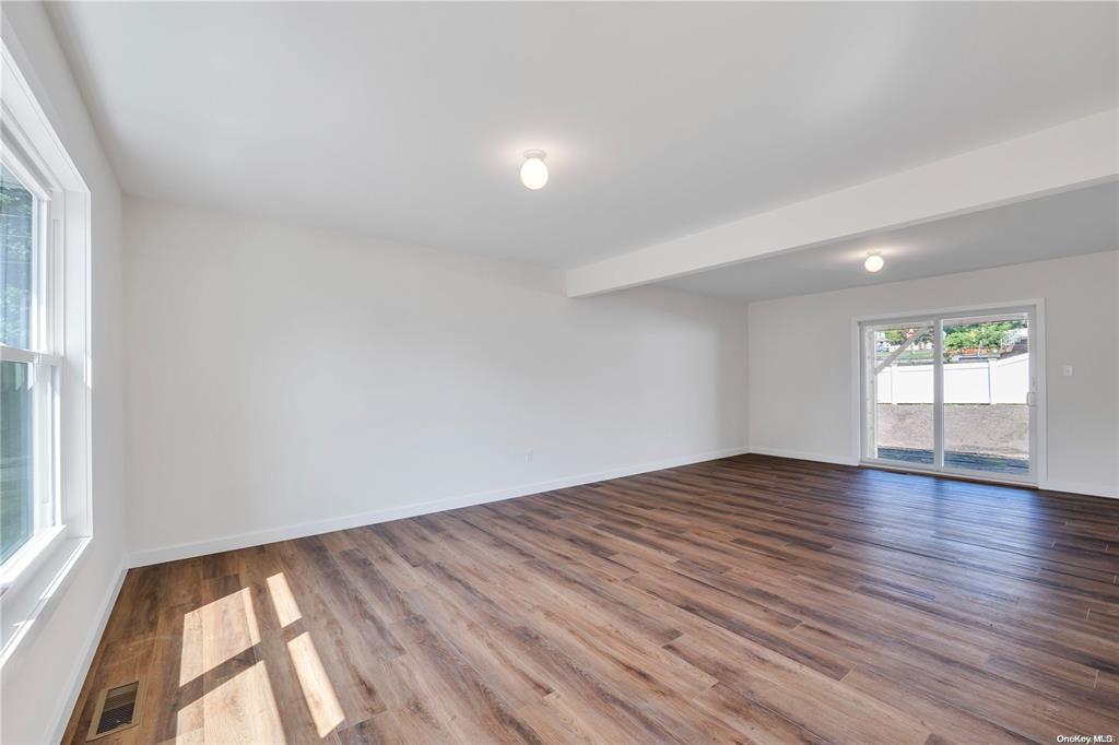 Ridge, New York, 11961, United States, 4 Bedrooms Bedrooms, ,3 BathroomsBathrooms,Residential,For Sale,1768348