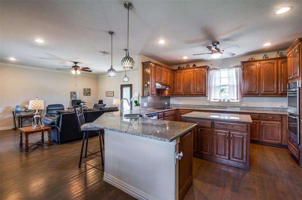 Farmersville, Texas, 75442, United States, 4 Bedrooms Bedrooms, ,3 BathroomsBathrooms,Residential,For Sale,1829305