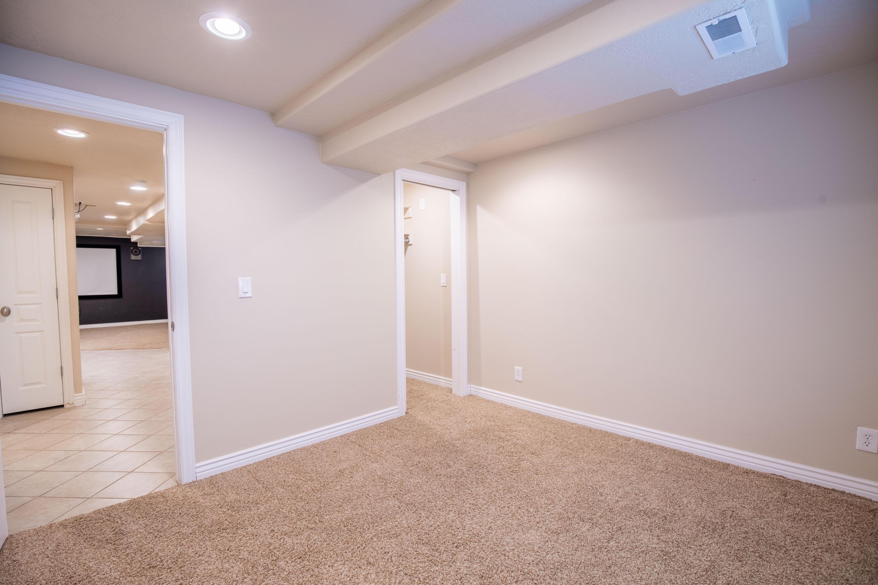 LEHI, Utah, 84043, United States, 5 Bedrooms Bedrooms, ,4 BathroomsBathrooms,Residential,For Sale,1935111