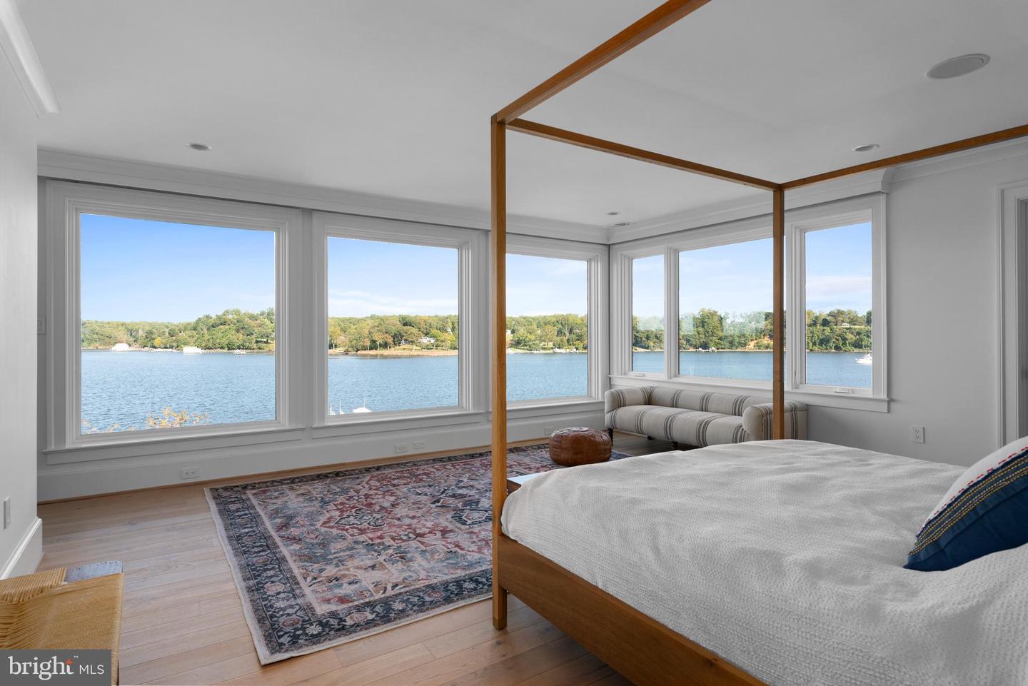 Annapolis, Maryland, 21401, United States, 6 Bedrooms Bedrooms, ,9 BathroomsBathrooms,Residential,For Sale,1744744