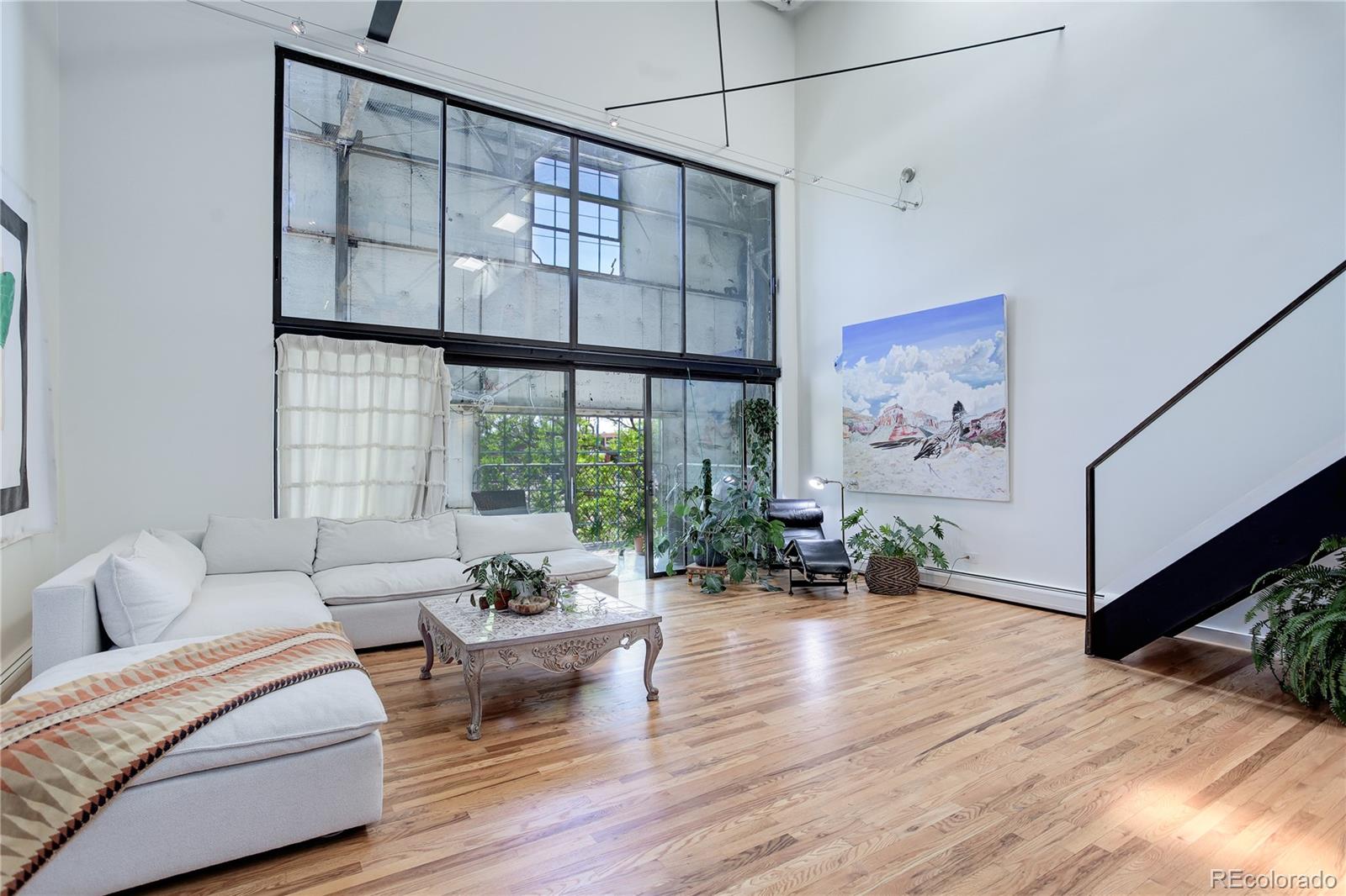 Denver, Colorado, 80205, United States, 1 Bedroom Bedrooms, ,2 BathroomsBathrooms,Residential,For Sale,1804748