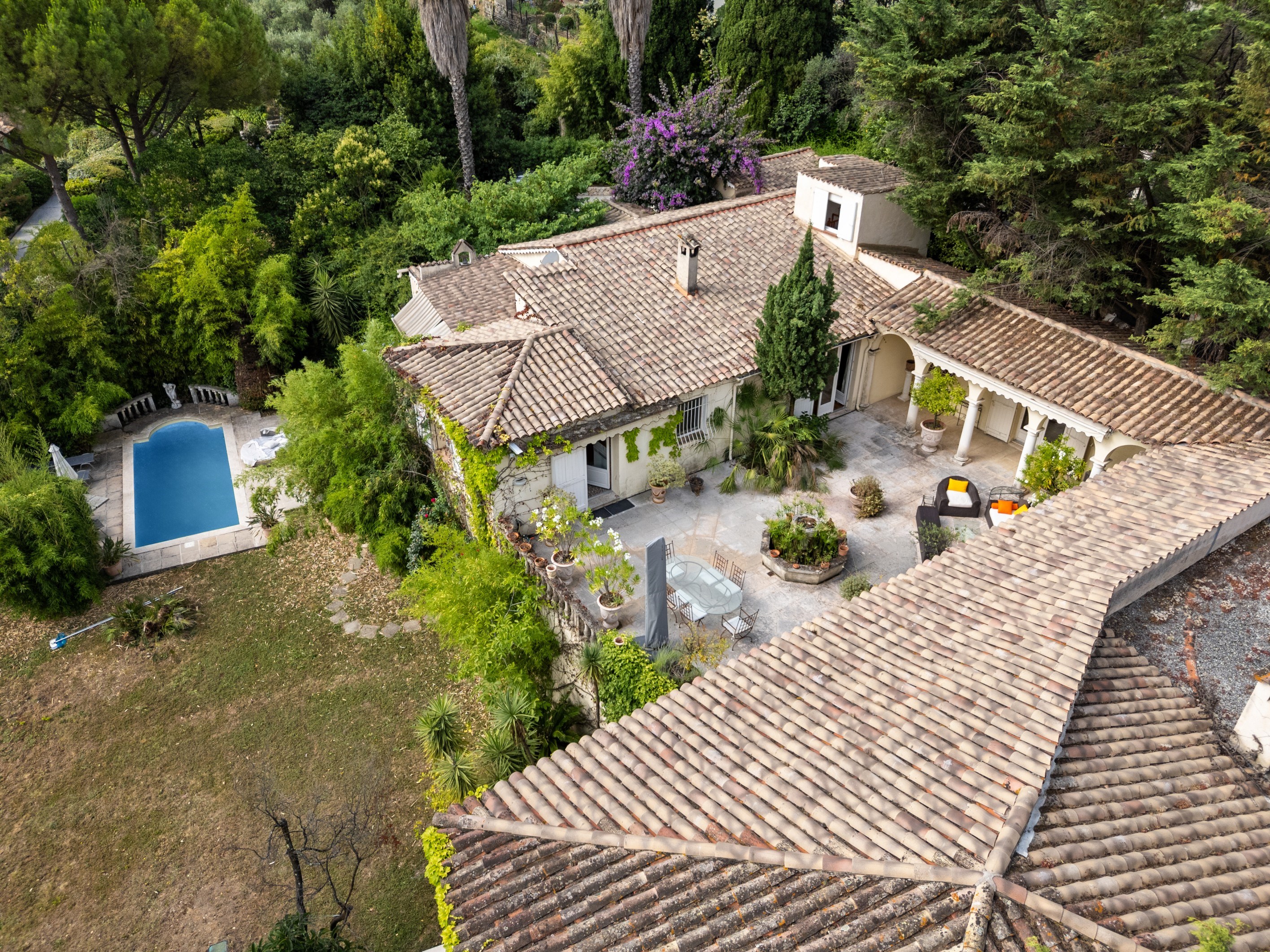  Florentine-style villa with guest house and pool in Grasse Saint-François - 物件實景