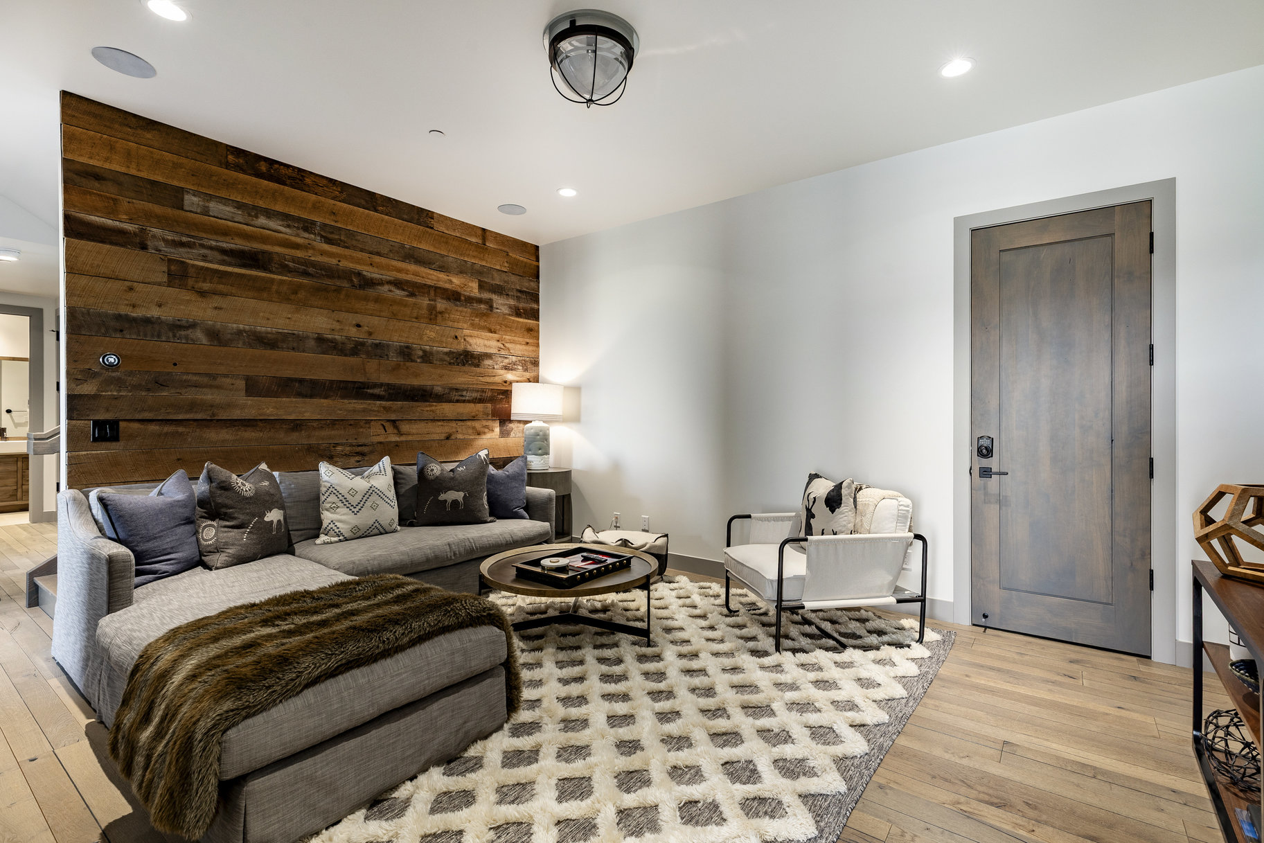  Panoramic Views From This Gorgeous 4-Bedroom Cabin Home at Victory Ranch - 物件實景