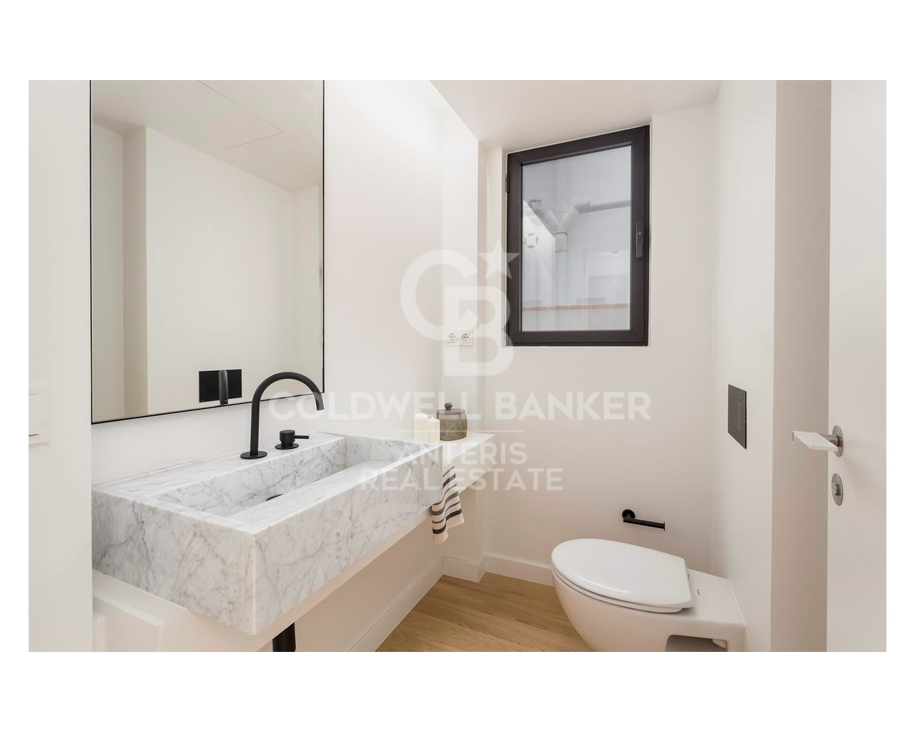 Barcelona, Barcelona, Eixample, La Dreta de l'Eix, Barcelona, Catalonia, ES, 2 Bedrooms Bedrooms, ,2 BathroomsBathrooms,Residential,For Sale,Barcelona, Barcelona, Eixample, La Dreta de l'Eix,1625110