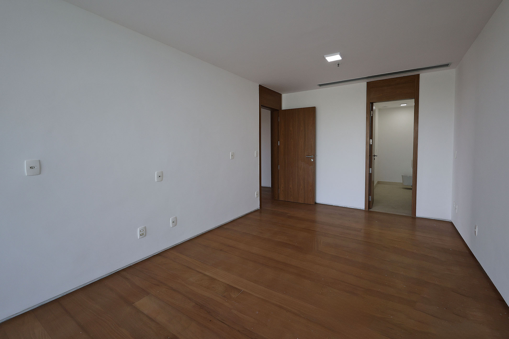  Grand Hyatt Residences with 245 sqm and integrated floor plan in Barra - 物件實景