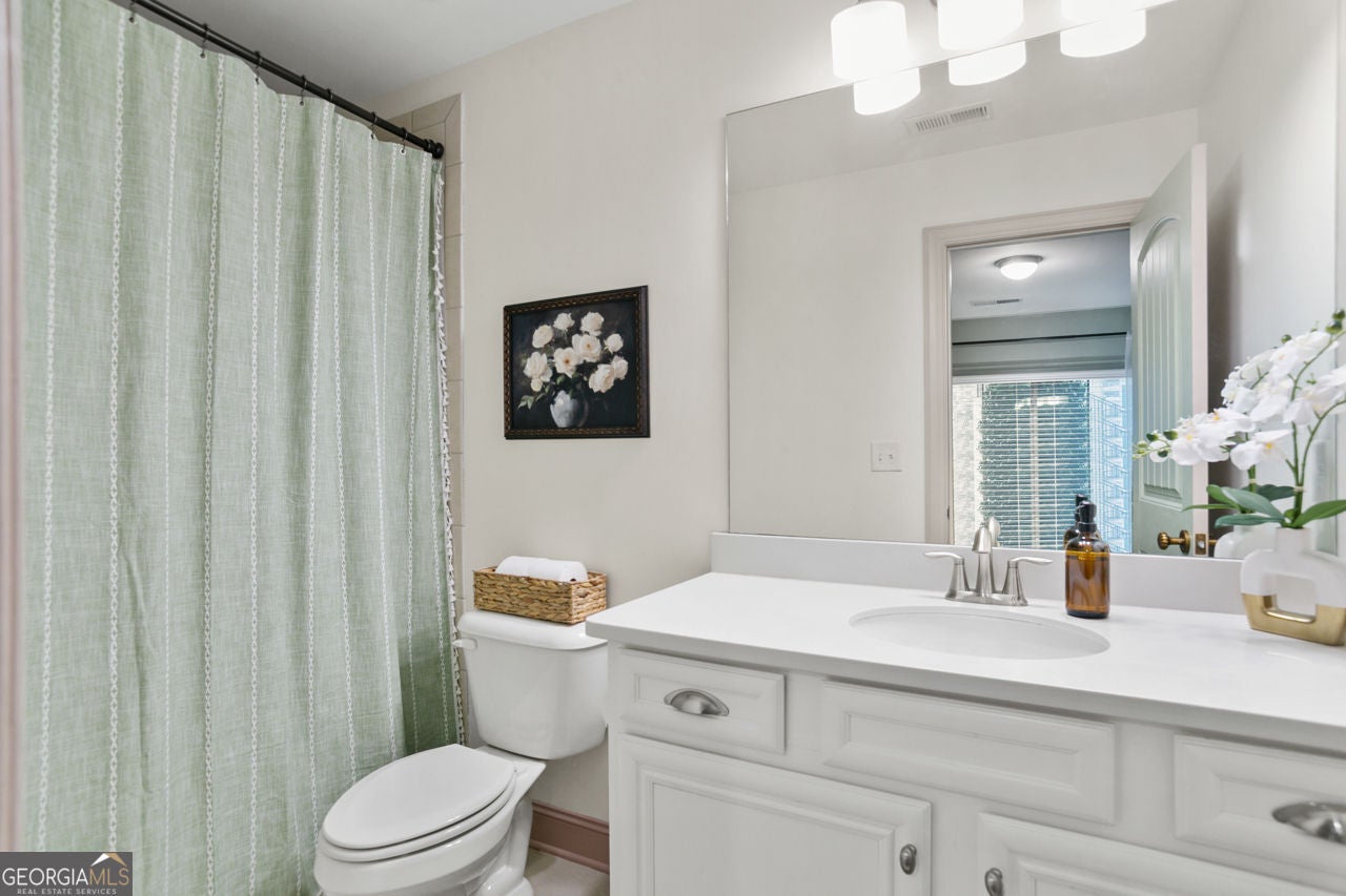 Marietta, Georgia, 30064, United States, 3 Bedrooms Bedrooms, ,4 BathroomsBathrooms,Residential,For Sale,1968342