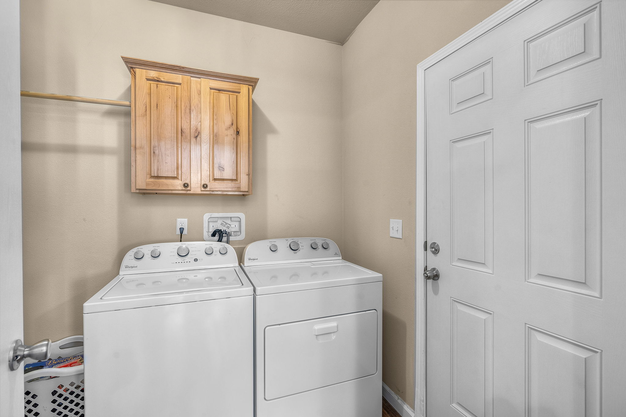 Prineville, Oregon, 97754, United States, 3 Bedrooms Bedrooms, ,2 BathroomsBathrooms,Residential,For Sale,1941697