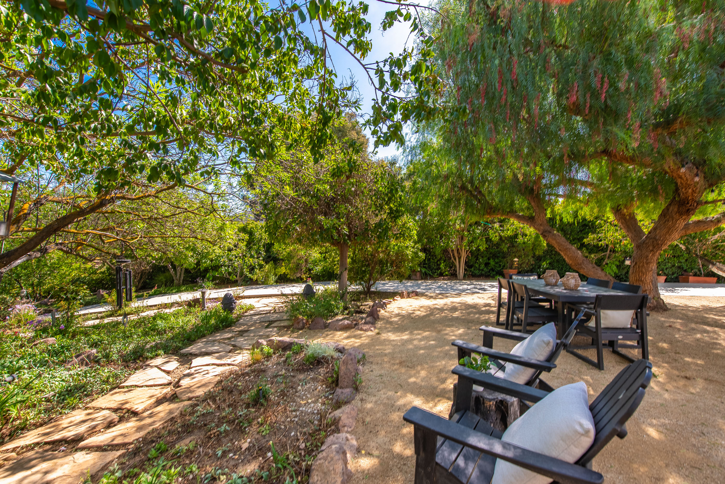  5512 Colodny Drive, Agoura Hills - 物件實景