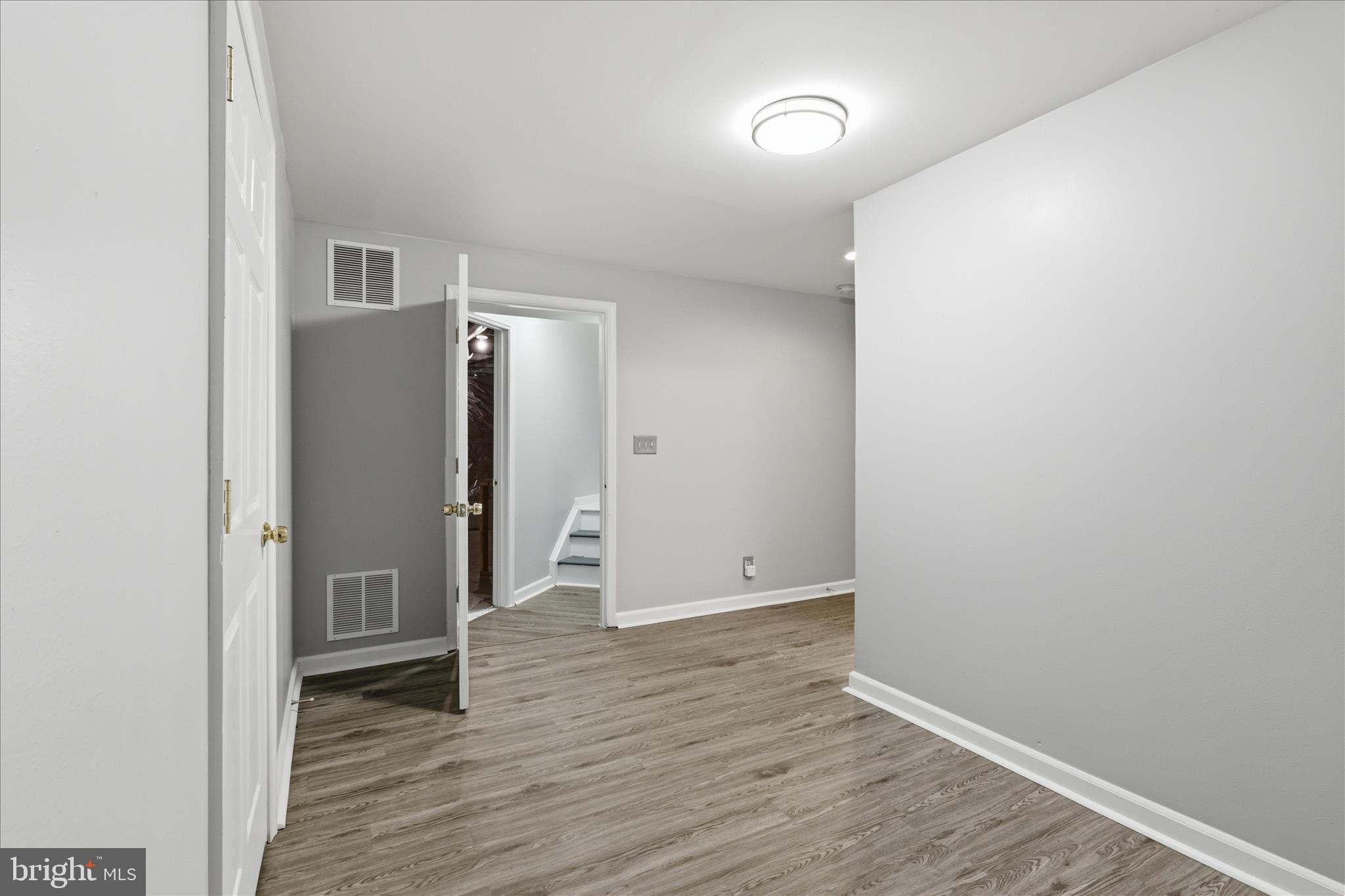 Woodbridge, Virginia, 22193, United States, 4 Bedrooms Bedrooms, ,4 BathroomsBathrooms,Residential,For Sale,2048672