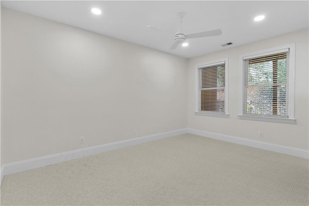 Atlanta, Georgia, 30328, United States, 3 Bedrooms Bedrooms, ,4 BathroomsBathrooms,Residential,For Sale,1994391