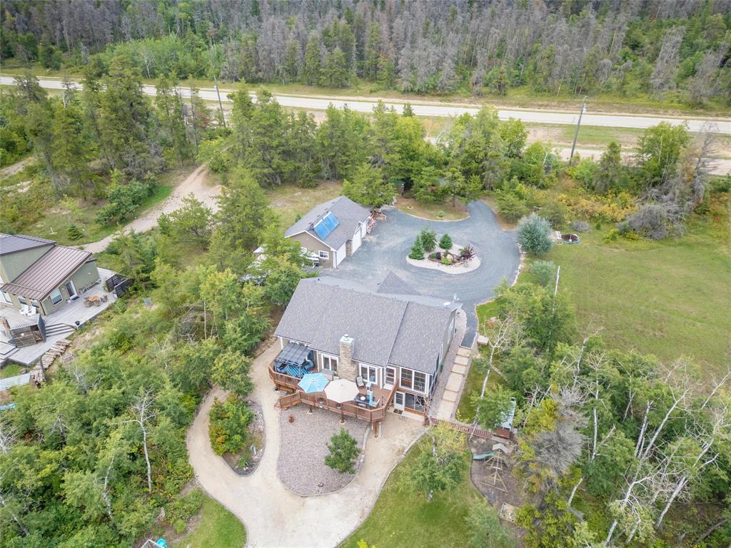 LESTER BEACH, Manitoba, R0E 0E0, CA, 4 Bedrooms Bedrooms, ,3 BathroomsBathrooms,Residential,For Sale,1949698