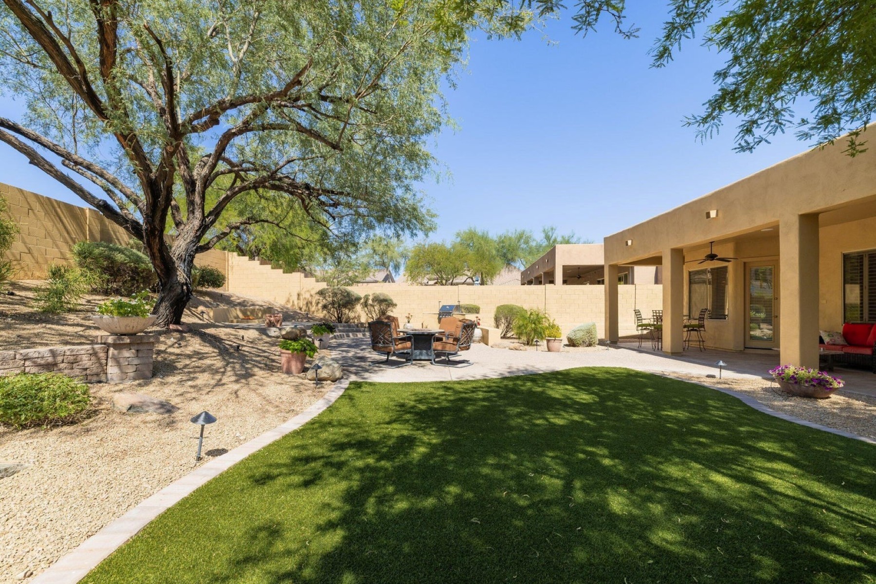  10614 E Meadowhill Drive ¦ Scottsdale, AZ - 物件實景
