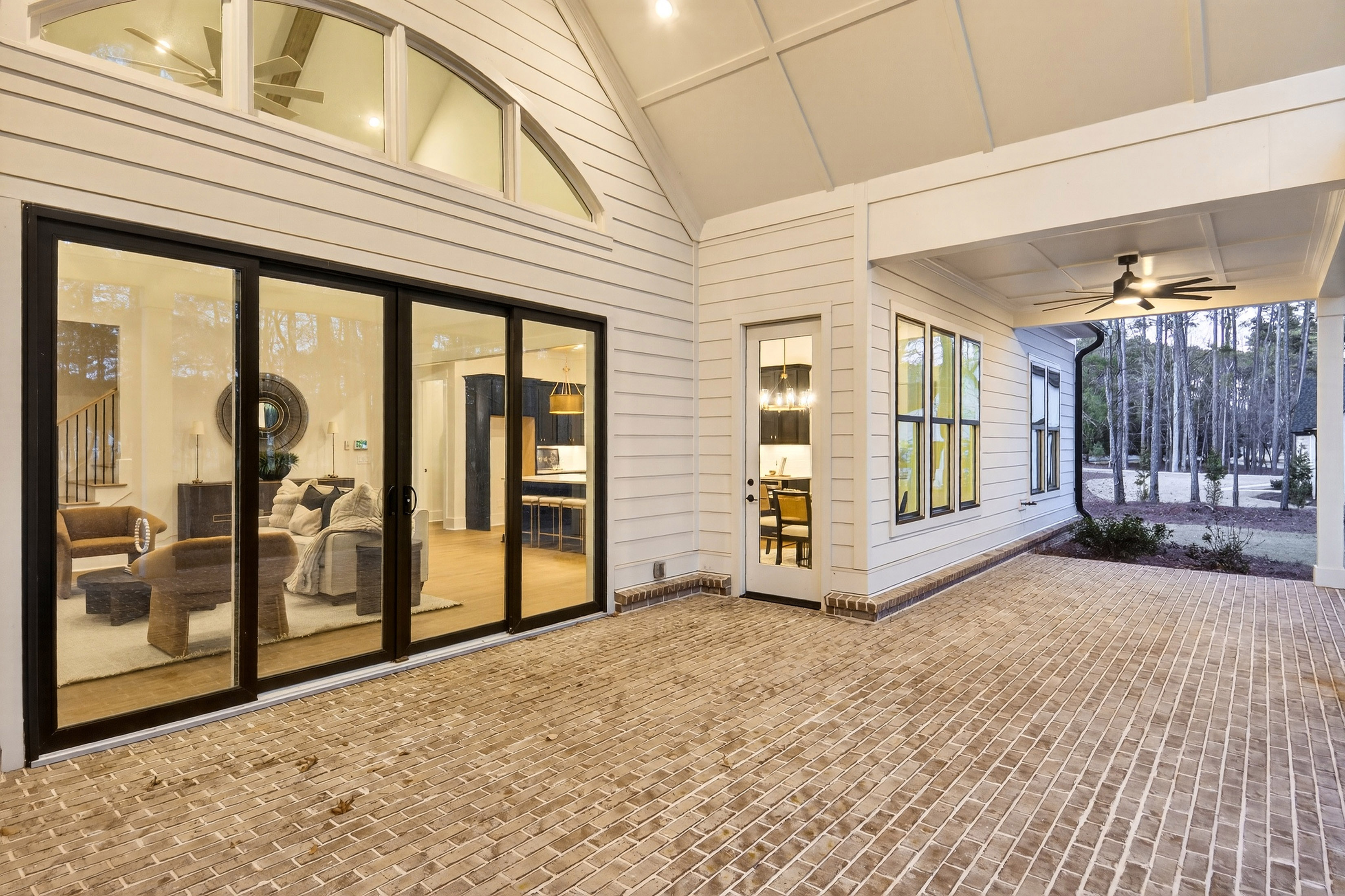  Incredible Opportunity to Own a Brand New Home in Harbor Club on Lake Oconee - 物件實景