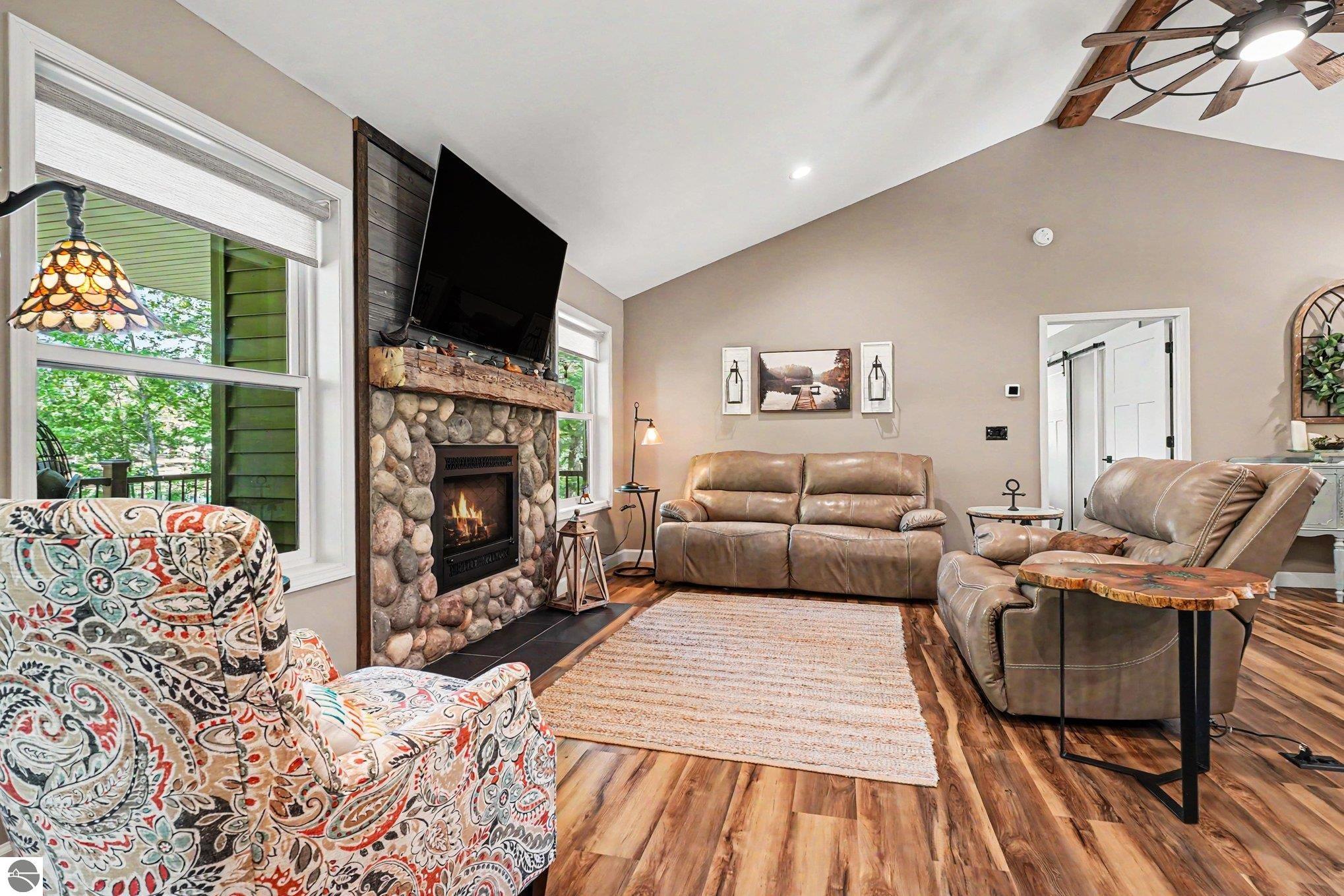 National City, Michigan, 48748, United States, 3 Bedrooms Bedrooms, ,3 BathroomsBathrooms,Residential,For Sale,2048430