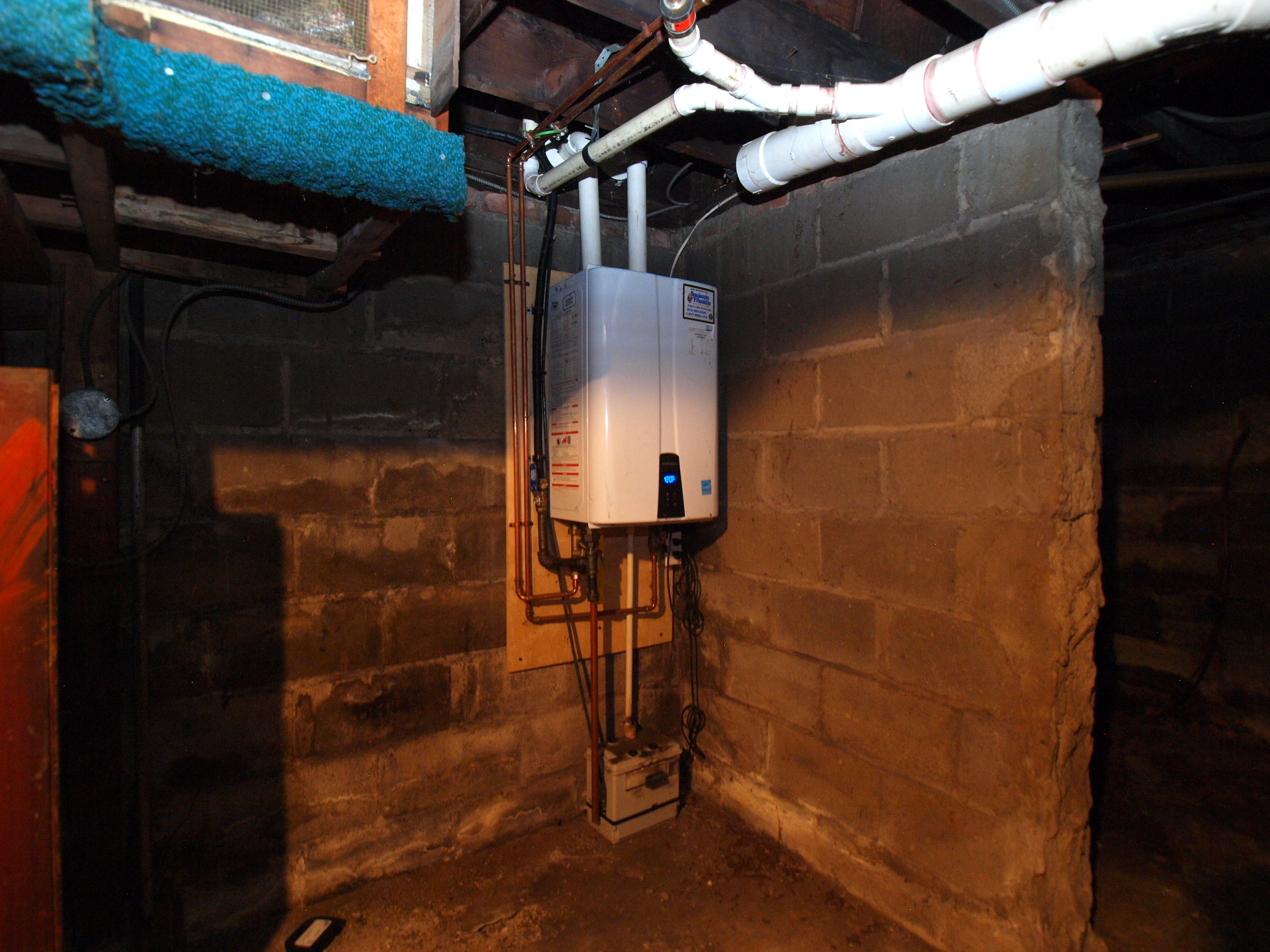 Pompton Plains, New Jersey, 07444, United States, 3 Bedrooms Bedrooms, ,1 BathroomBathrooms,Residential,For Sale,2005754