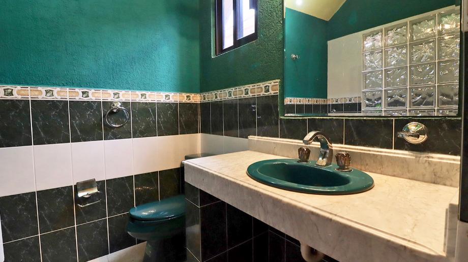 Cumbres de Morelia, Morelia, Michoacán de Ocampo, 58278, Mexico, 5 Bedrooms Bedrooms, ,4 BathroomsBathrooms,Residential,For Sale,Cumbres de Morelia,1615409
