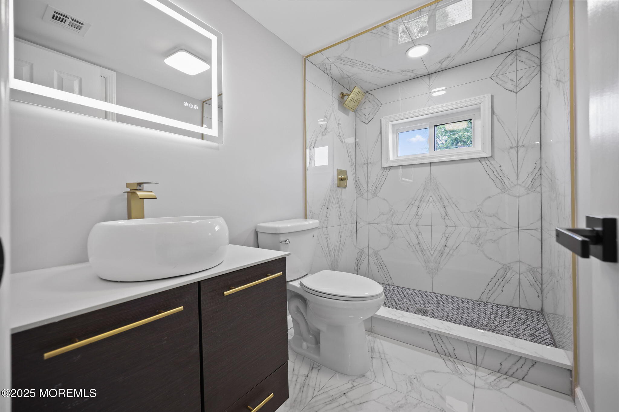 Matawan, New Jersey, 07747, United States, 3 Bedrooms Bedrooms, ,2 BathroomsBathrooms,Residential,For Sale,1977234