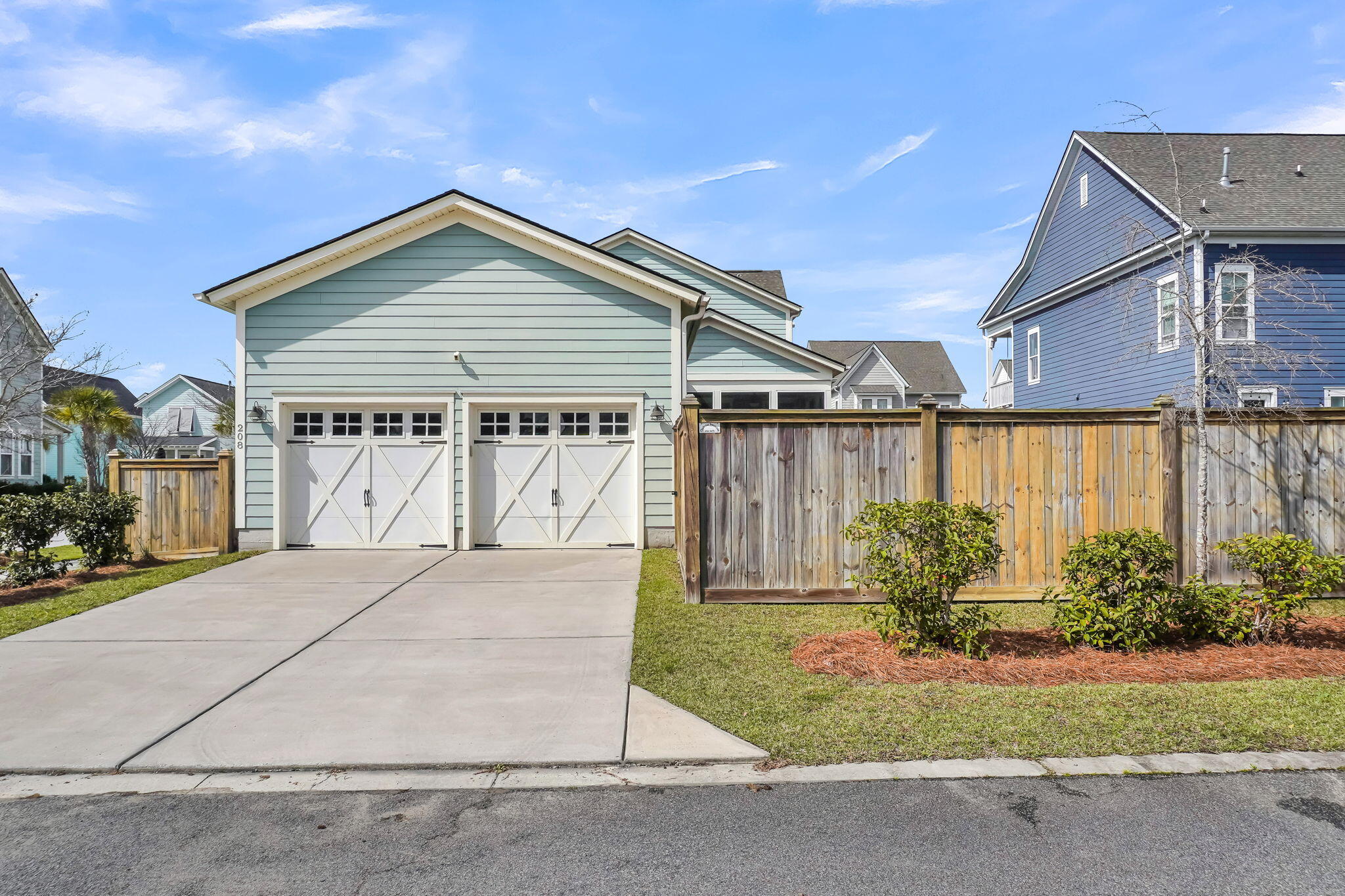 Summerville, South Carolina, 29486, United States, 4 Bedrooms Bedrooms, ,4 BathroomsBathrooms,Residential,For Sale,2025735