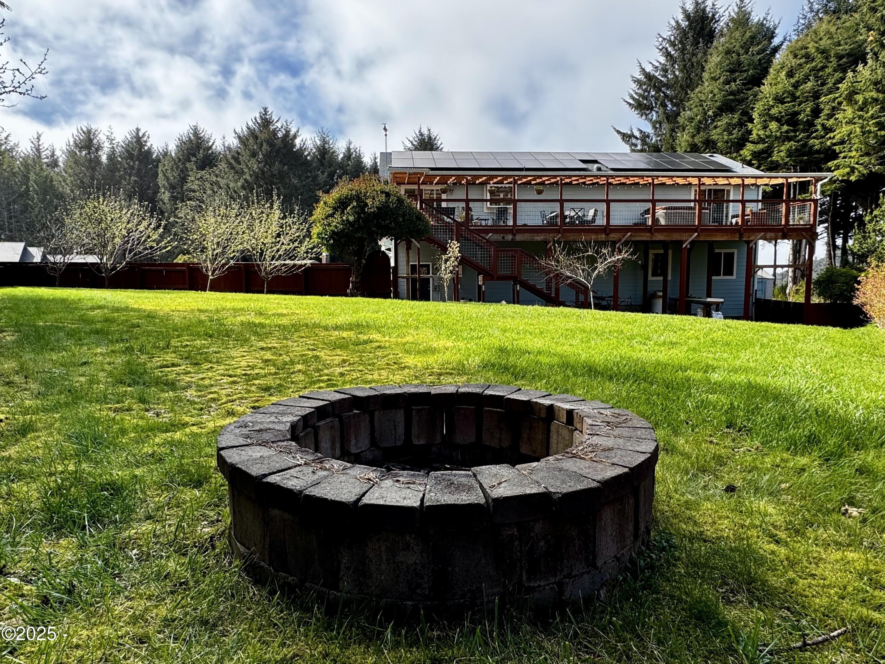 Newport, Oregon, 97365, United States, 3 Bedrooms Bedrooms, ,3 BathroomsBathrooms,Residential,For Sale,1777733