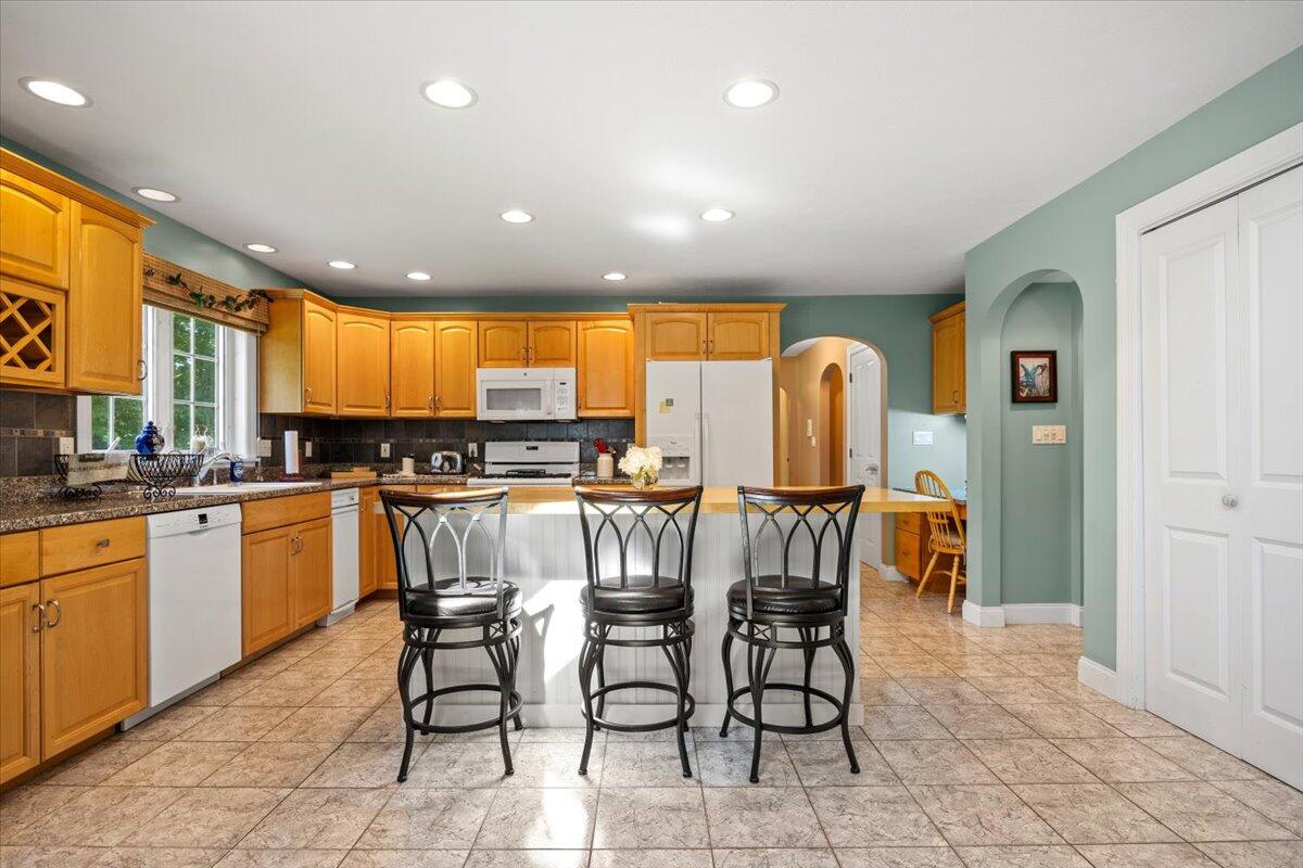 Biddeford, Maine, 04005, United States, 4 Bedrooms Bedrooms, ,3 BathroomsBathrooms,Residential,For Sale,1924897