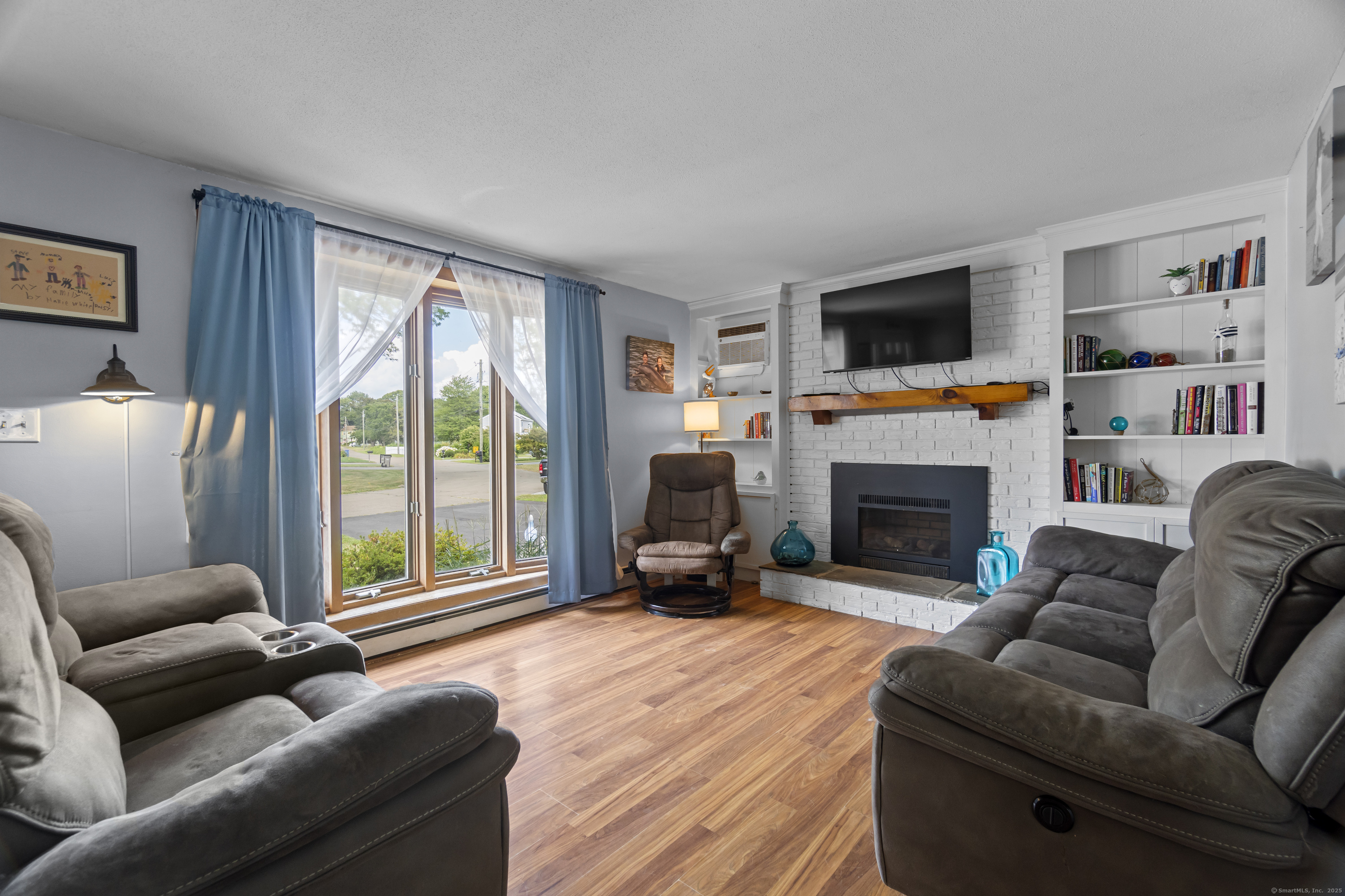Old Saybrook, Connecticut, 06475, United States, 3 Bedrooms Bedrooms, ,2 BathroomsBathrooms,Residential,For Sale,1925981
