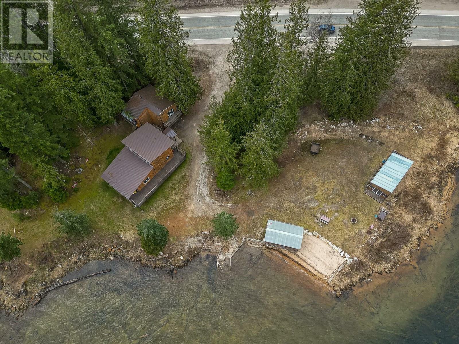 MALAKWA, British Columbia, V0E 2S0, CA, 4 Bedrooms Bedrooms, ,2 BathroomsBathrooms,Residential,For Sale,1837391