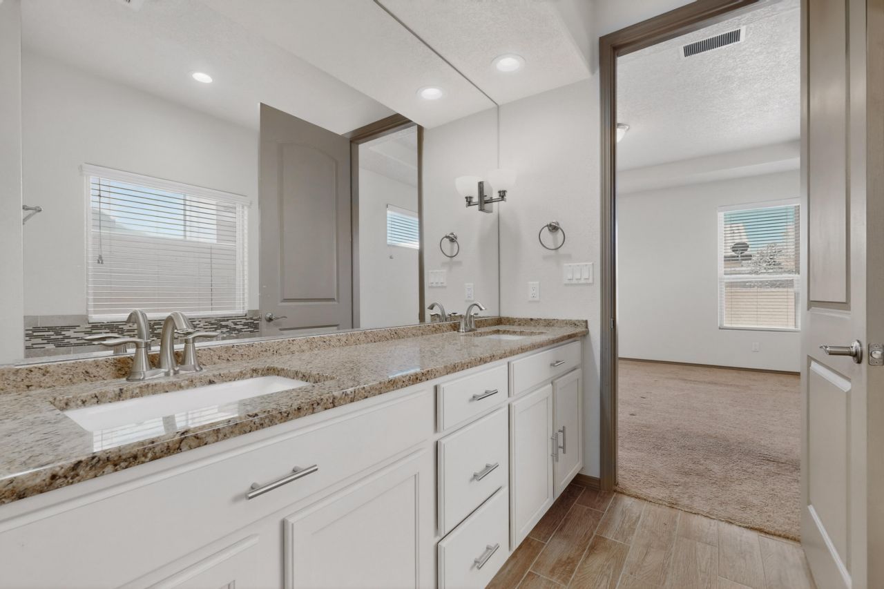 Rio Rancho, New Mexico, 87144, United States, 5 Bedrooms Bedrooms, ,3 BathroomsBathrooms,Residential,For Sale,2003213