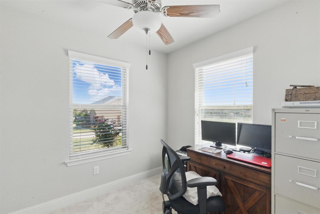Weatherford, Texas, 76087, United States, 3 Bedrooms Bedrooms, ,3 BathroomsBathrooms,Residential,For Sale,1929986