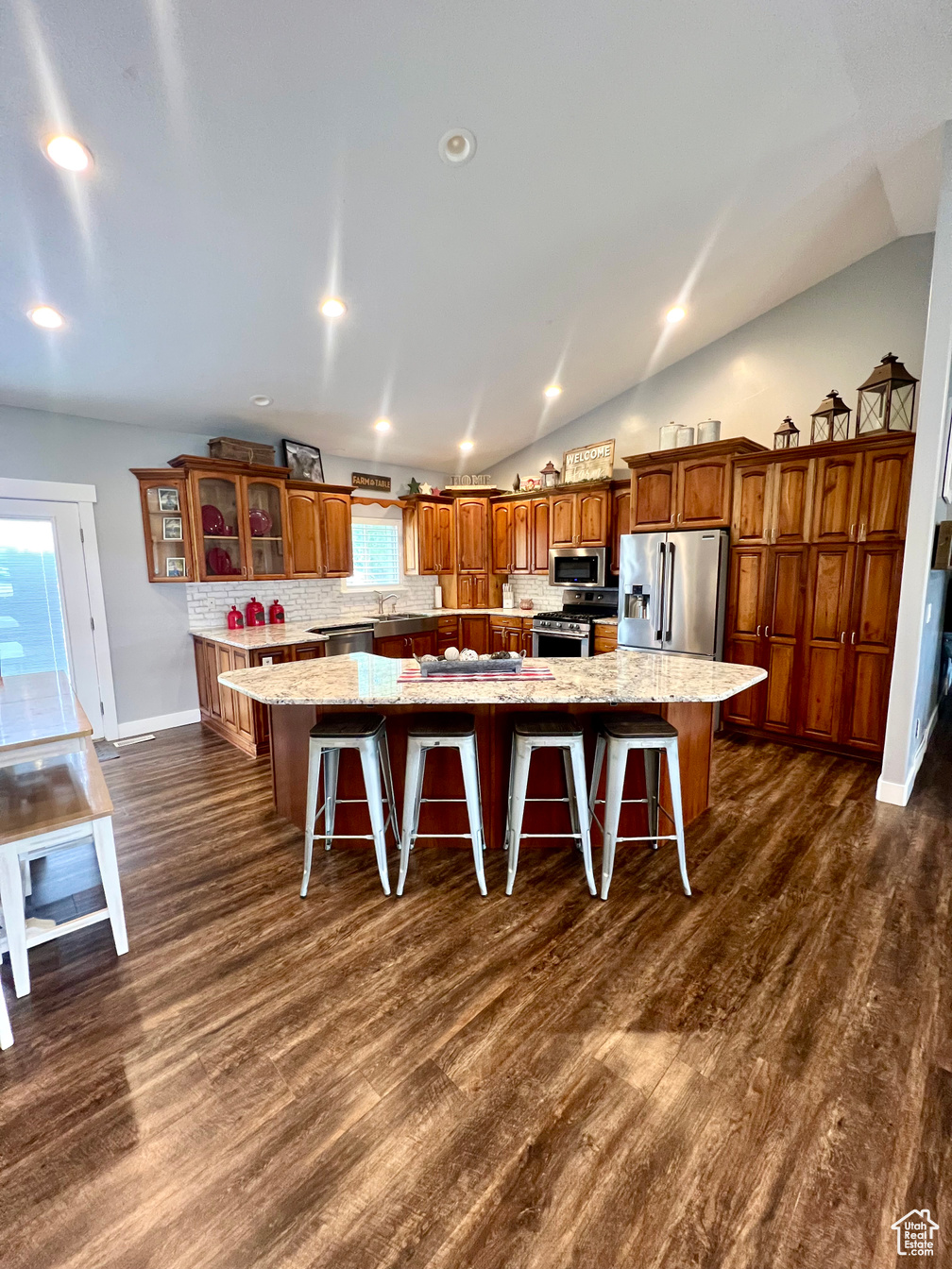 CENTRAL VALLEY, Utah, 84754, United States, 4 Bedrooms Bedrooms, ,3 BathroomsBathrooms,Residential,For Sale,1877350