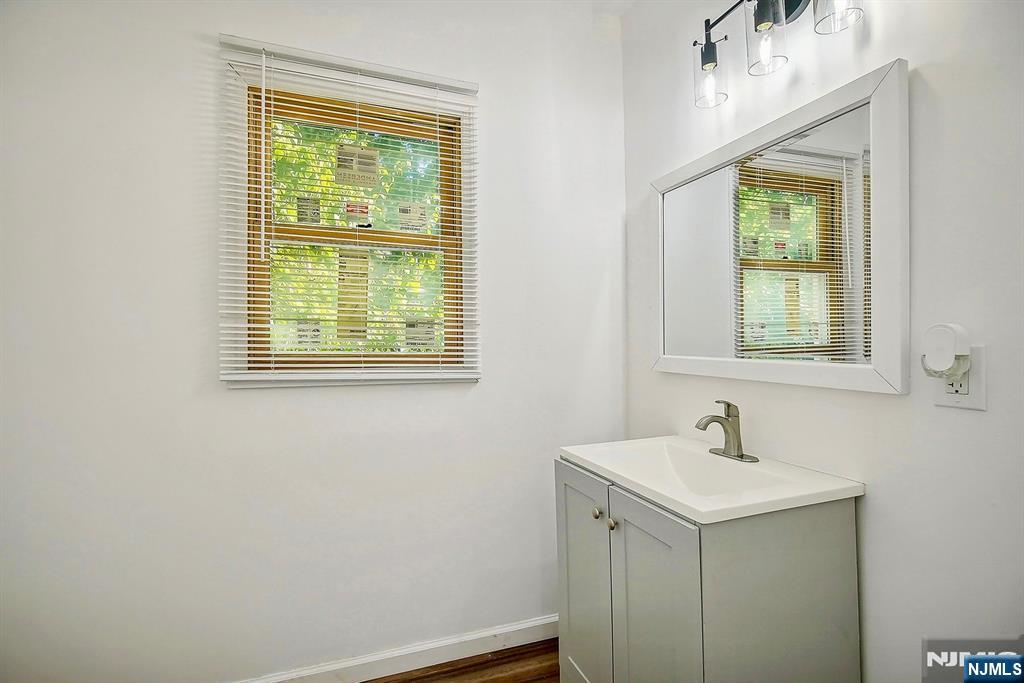 Bridgewater, New Jersey, 08836, United States, 4 Bedrooms Bedrooms, ,4 BathroomsBathrooms,Residential,For Sale,1940453
