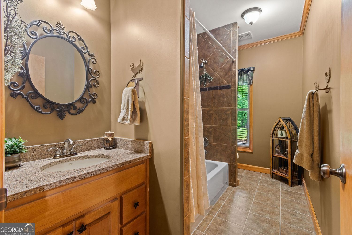 Cumming, Georgia, 30028, United States, 4 Bedrooms Bedrooms, ,5 BathroomsBathrooms,Residential,For Sale,1859105