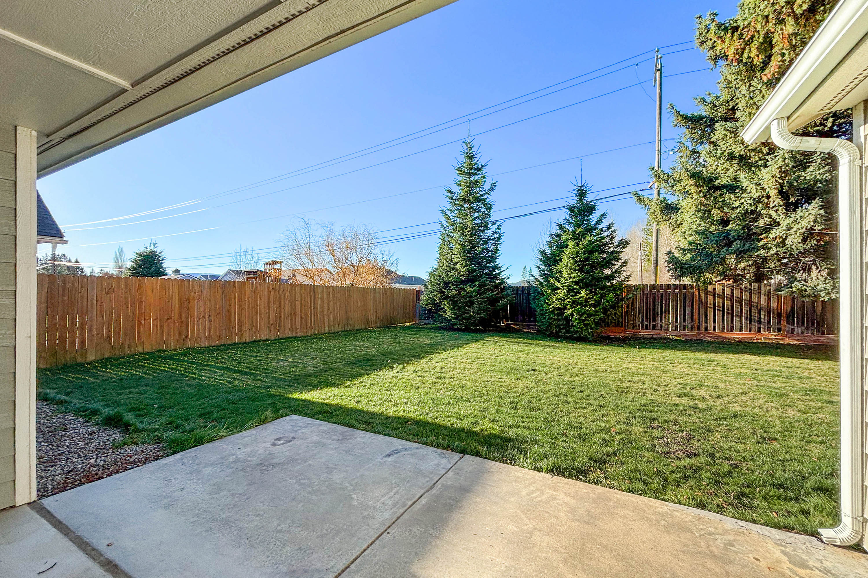 Sandpoint, Idaho, 83864, United States, 3 Bedrooms Bedrooms, ,2 BathroomsBathrooms,Residential,For Sale,2006353