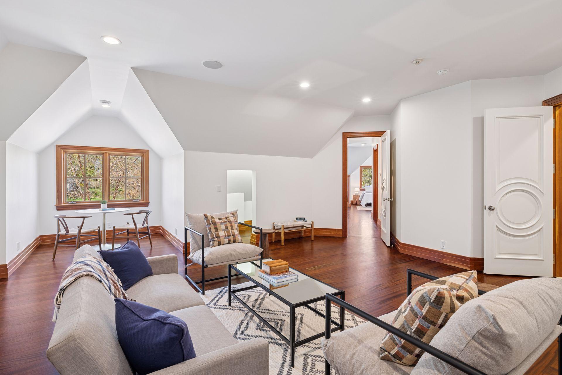 Orono, Minnesota, 55391, United States, 5 Bedrooms Bedrooms, ,5 BathroomsBathrooms,Residential,For Sale,1792914