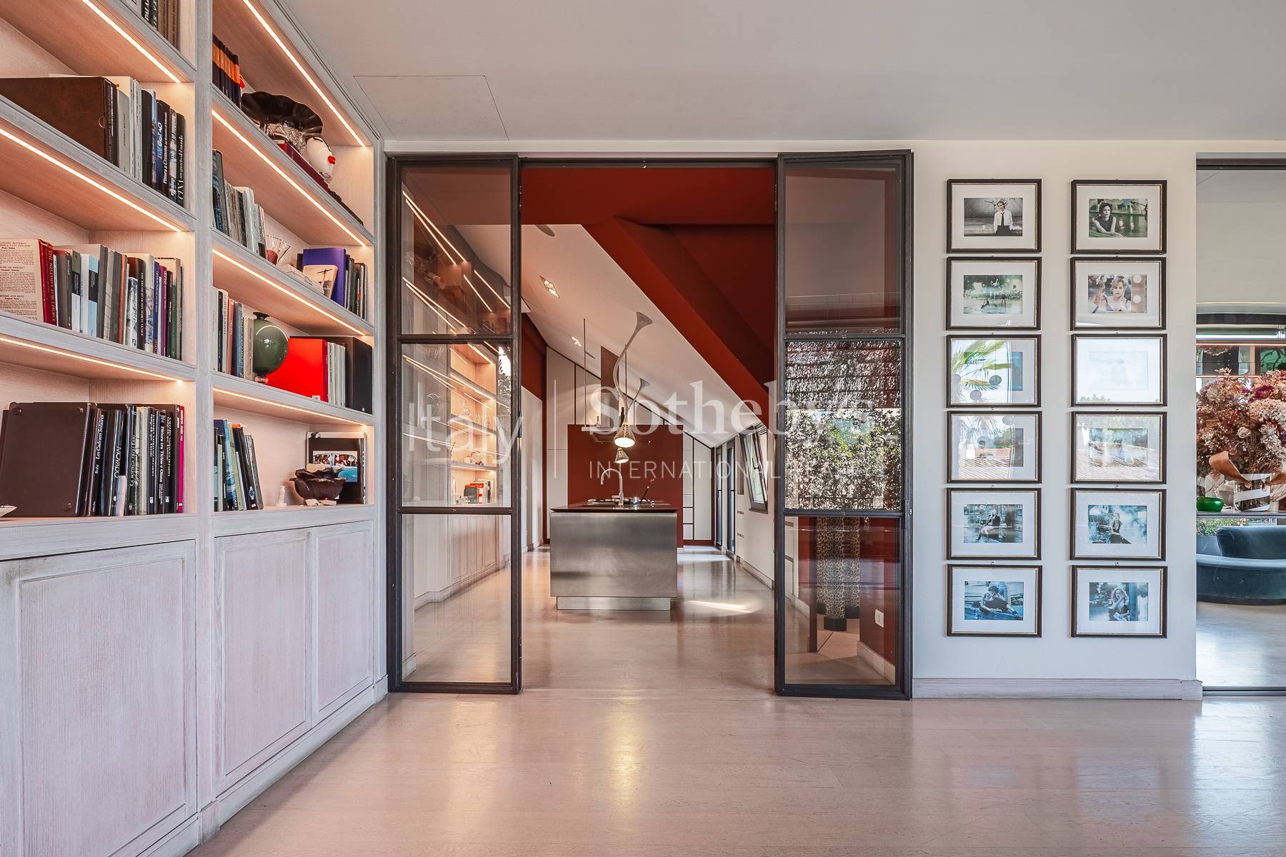 Charming penthouse in Magenta district - 物件實景
