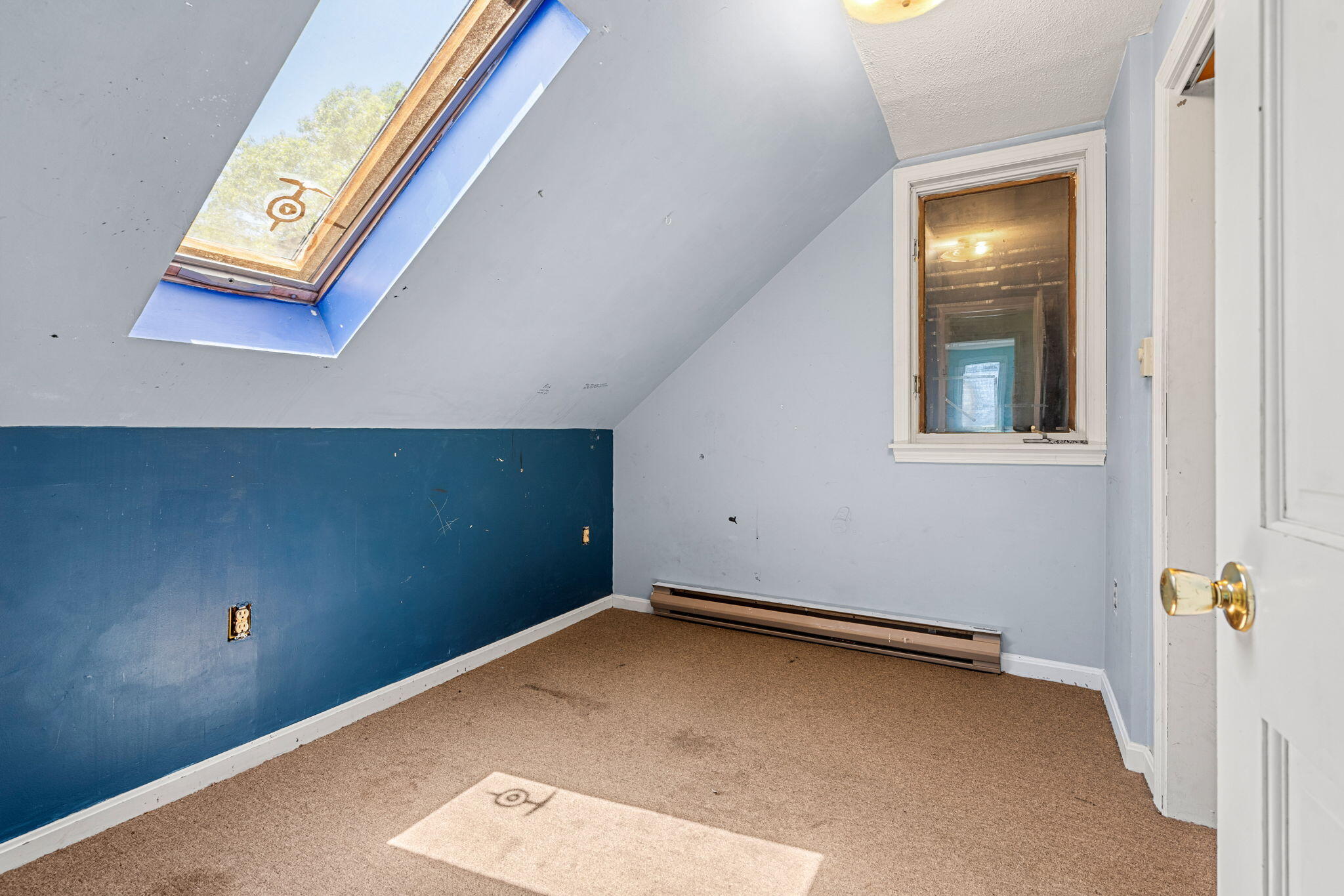 Biddeford, Maine, 04005, United States, ,4 BathroomsBathrooms,Residential,For Sale,1882407