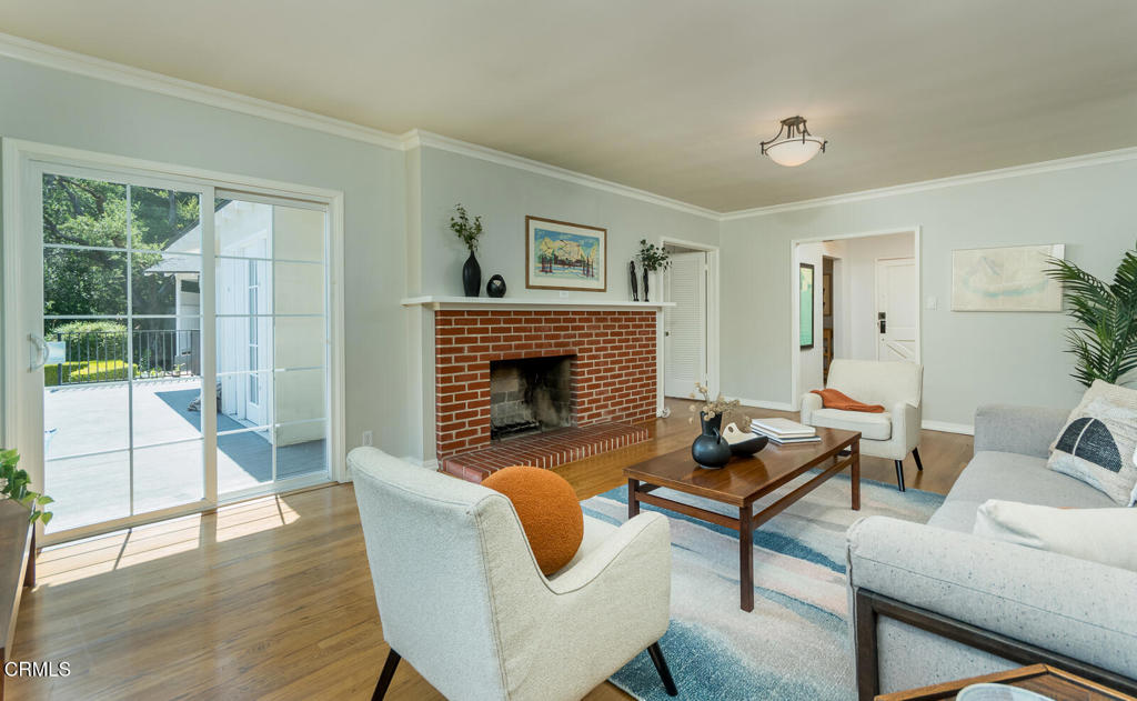 La Canada Flintridge, California, 91011, United States, 3 Bedrooms Bedrooms, ,1 BathroomBathrooms,Residential,For Sale,1901874