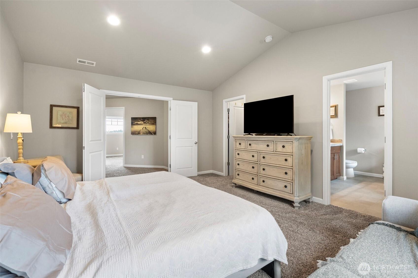SPANAWAY, Washington, 98387, United States, 4 Bedrooms Bedrooms, ,3 BathroomsBathrooms,Residential,For Sale,1906402