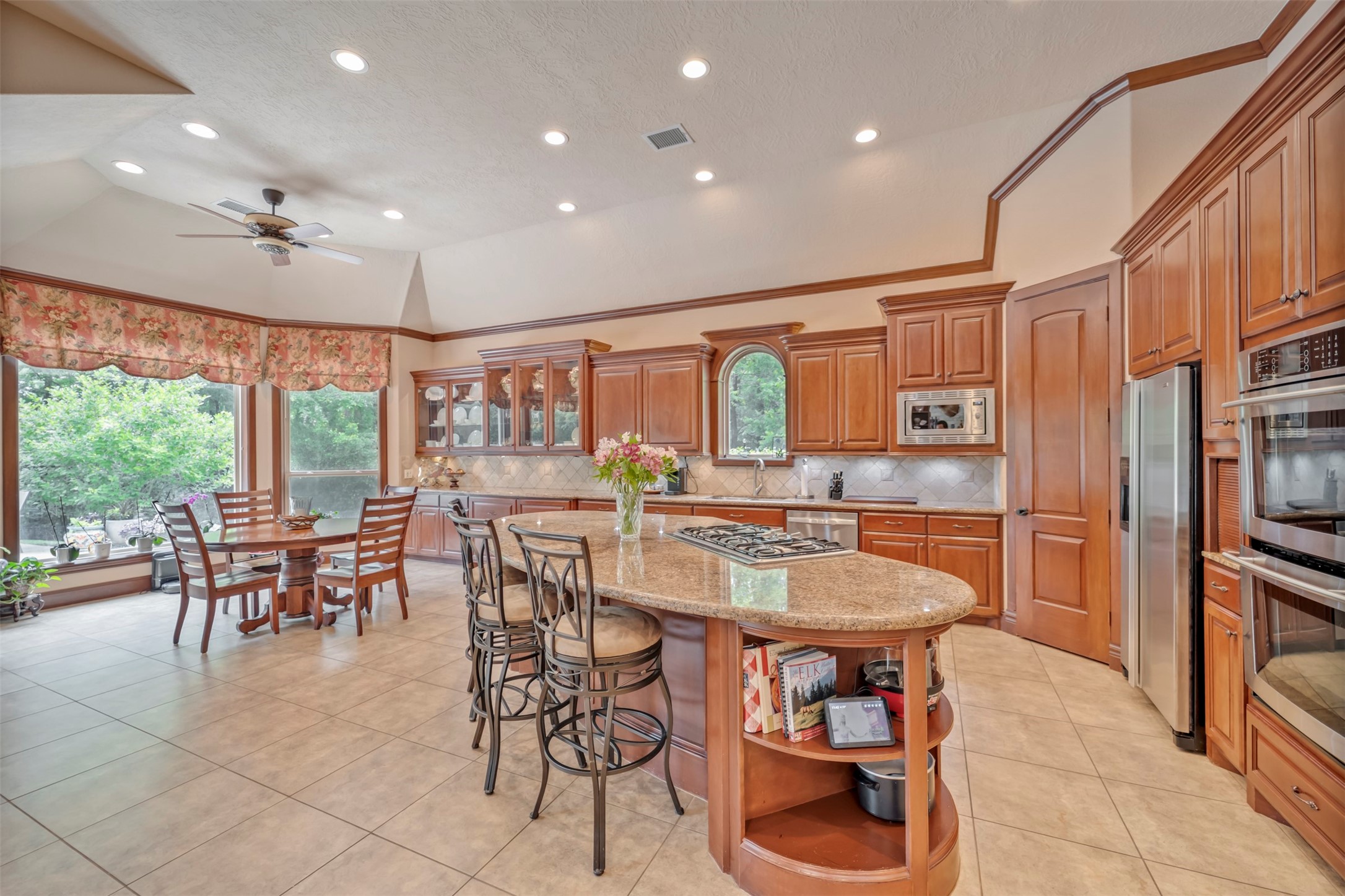 Conroe, Texas, 77304, United States, 3 Bedrooms Bedrooms, ,4 BathroomsBathrooms,Residential,For Sale,1991628