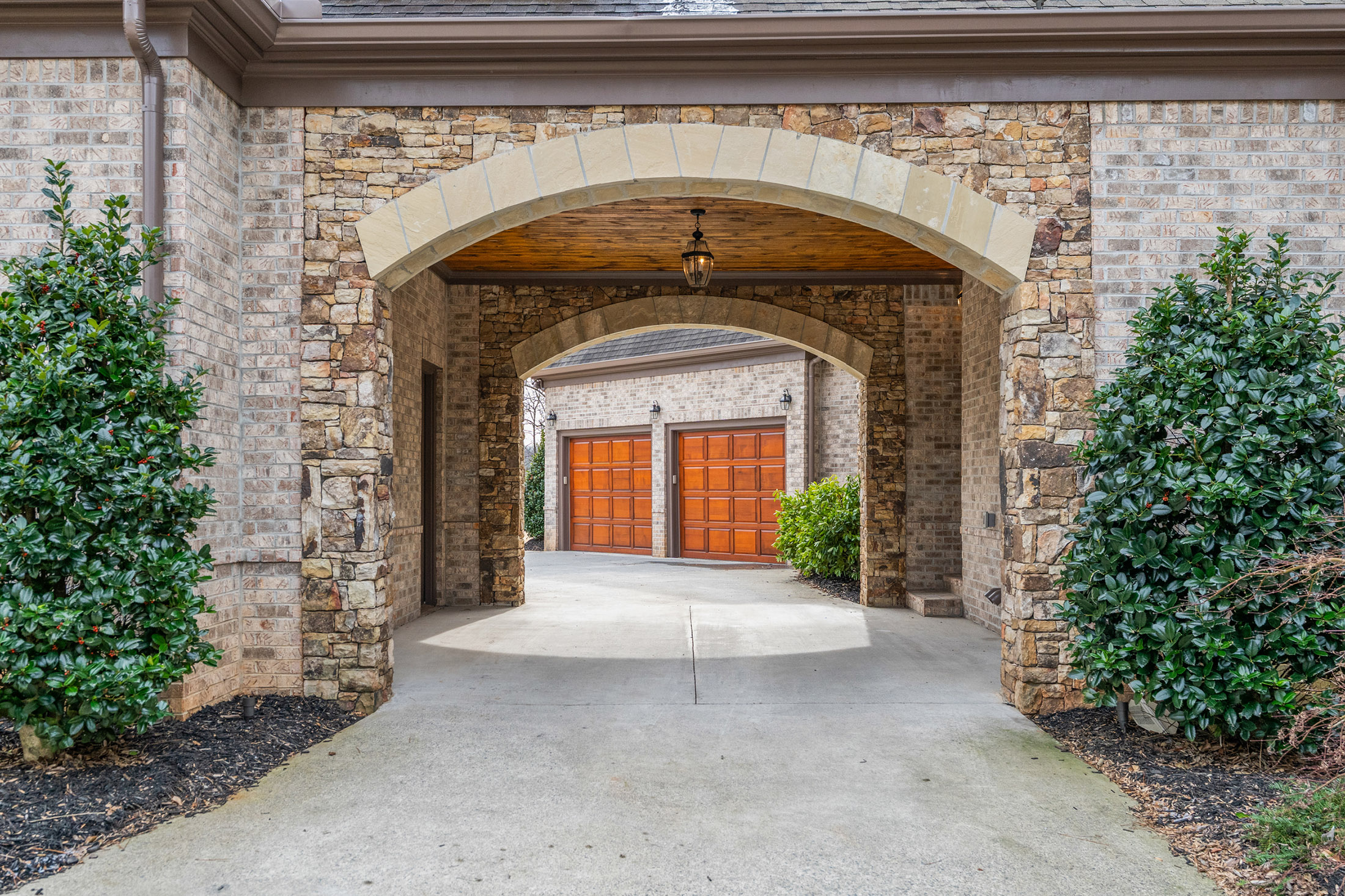  Old World Charm Meets Modern Luxury on This Milton Estate - 物件實景