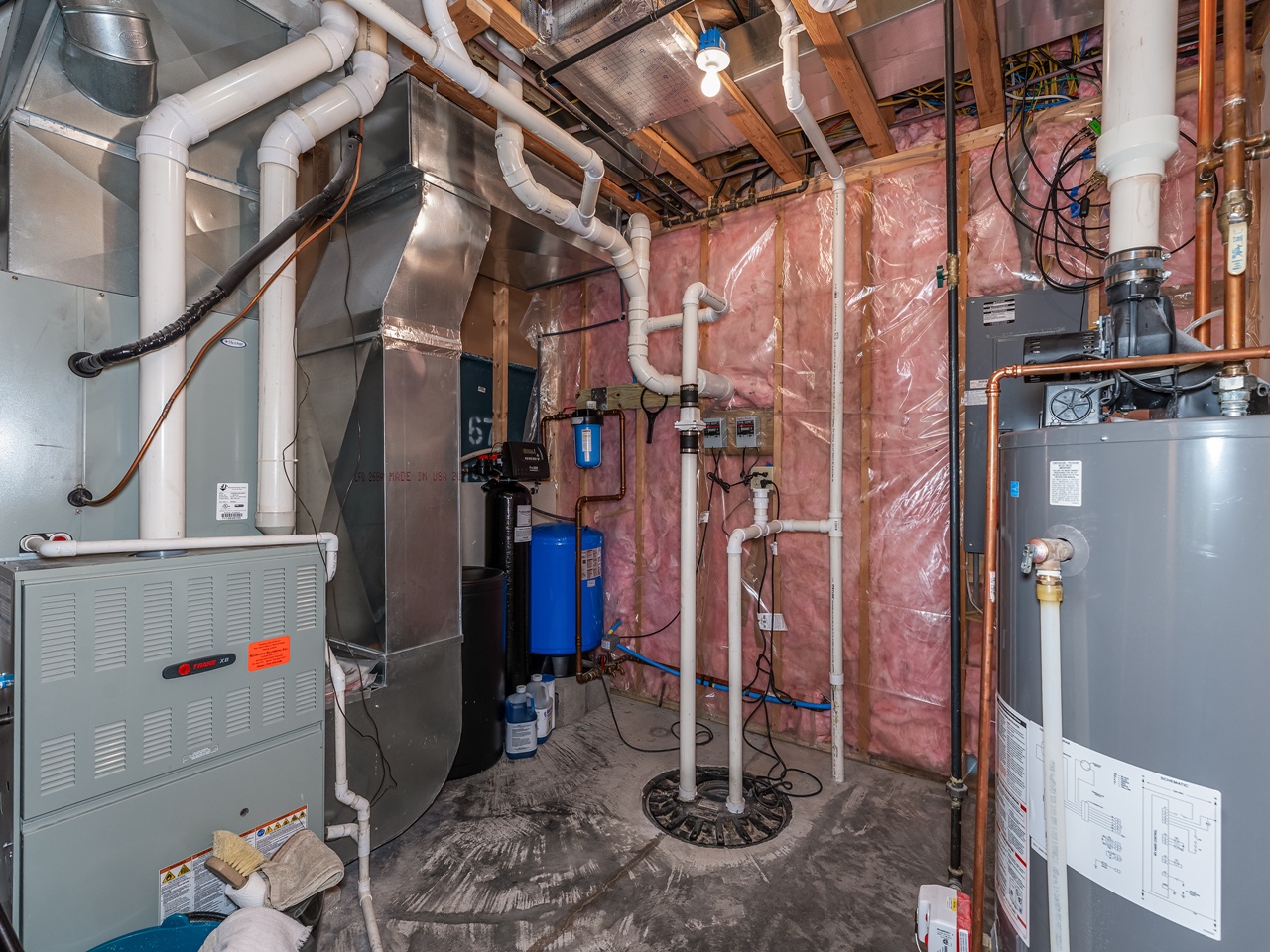 Mercer, Wisconsin, 54547, United States, 3 Bedrooms Bedrooms, ,3 BathroomsBathrooms,Residential,For Sale,1978560