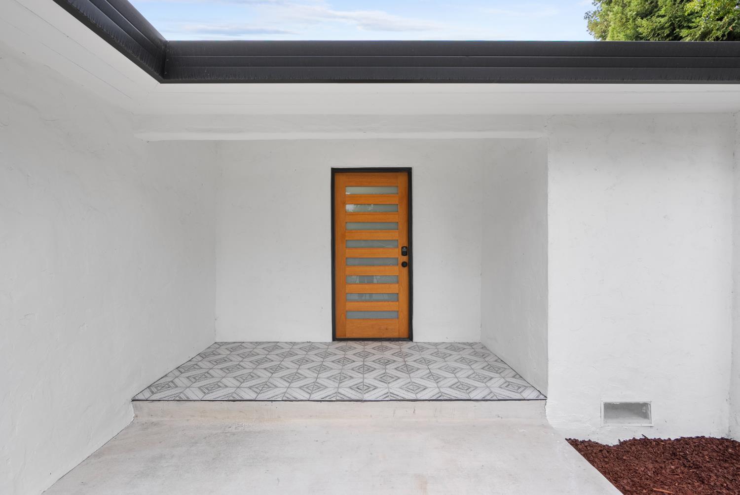 Modesto, California, 95350, United States, 4 Bedrooms Bedrooms, ,2 BathroomsBathrooms,Residential,For Sale,2001557