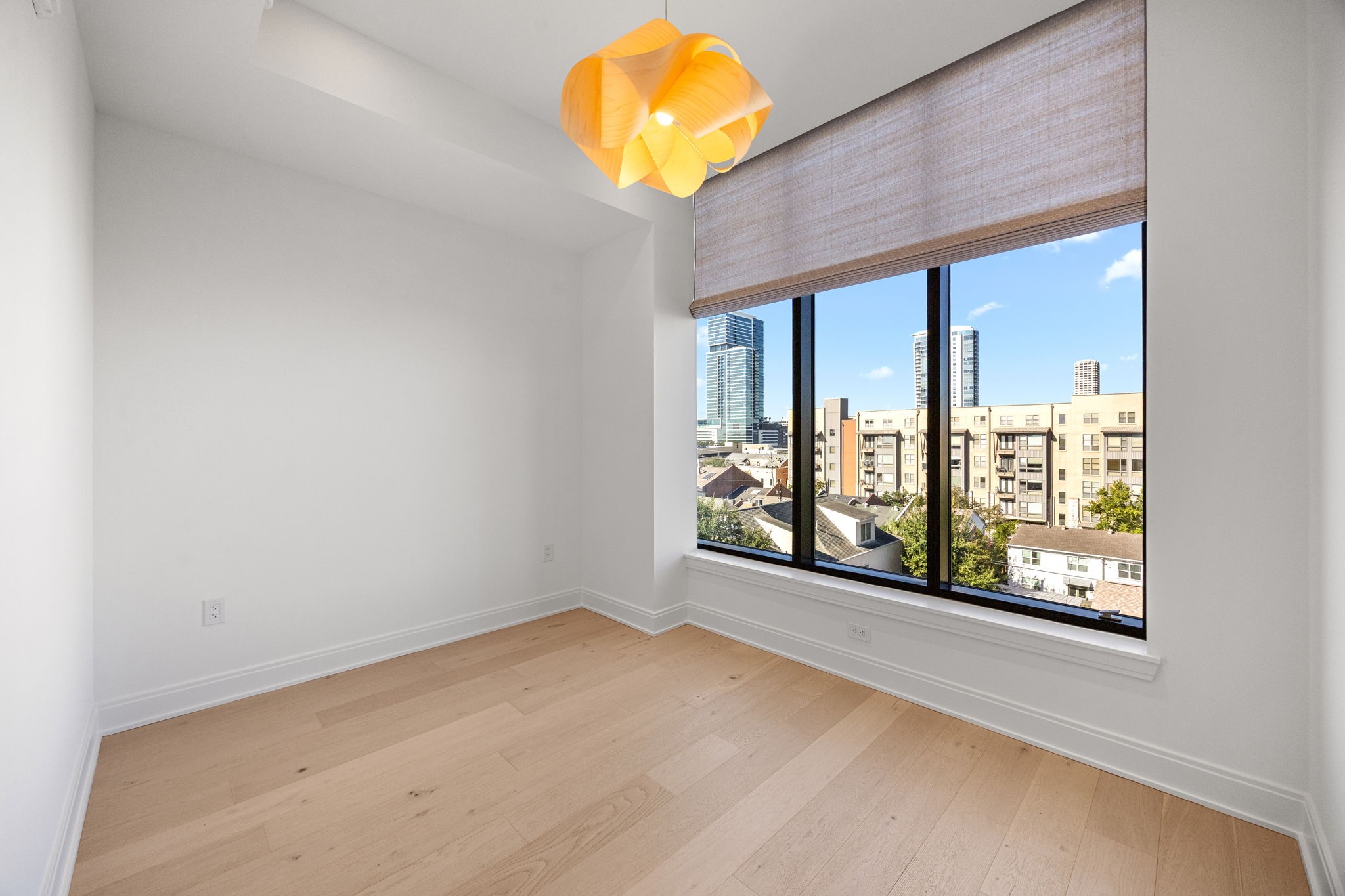  2323 W Main Street #506 - 物件實景