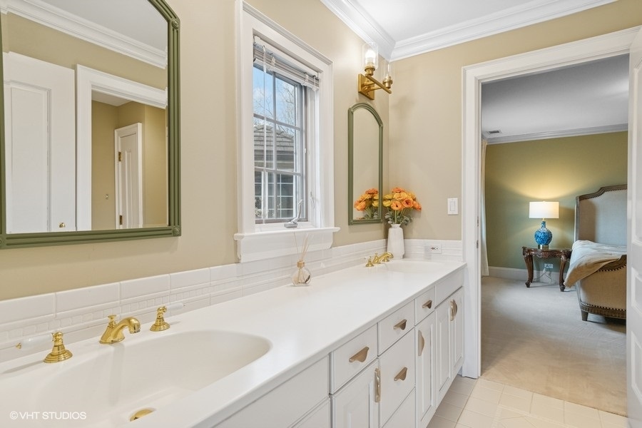 Wayne, Illinois, 60184, United States, 5 Bedrooms Bedrooms, ,7 BathroomsBathrooms,Residential,For Sale,2006495